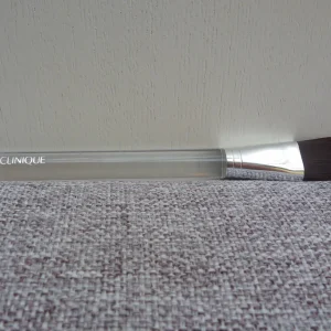 براش کرمپودر کلینیک